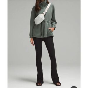 Lululemon Everywhere Belt Bag 1L